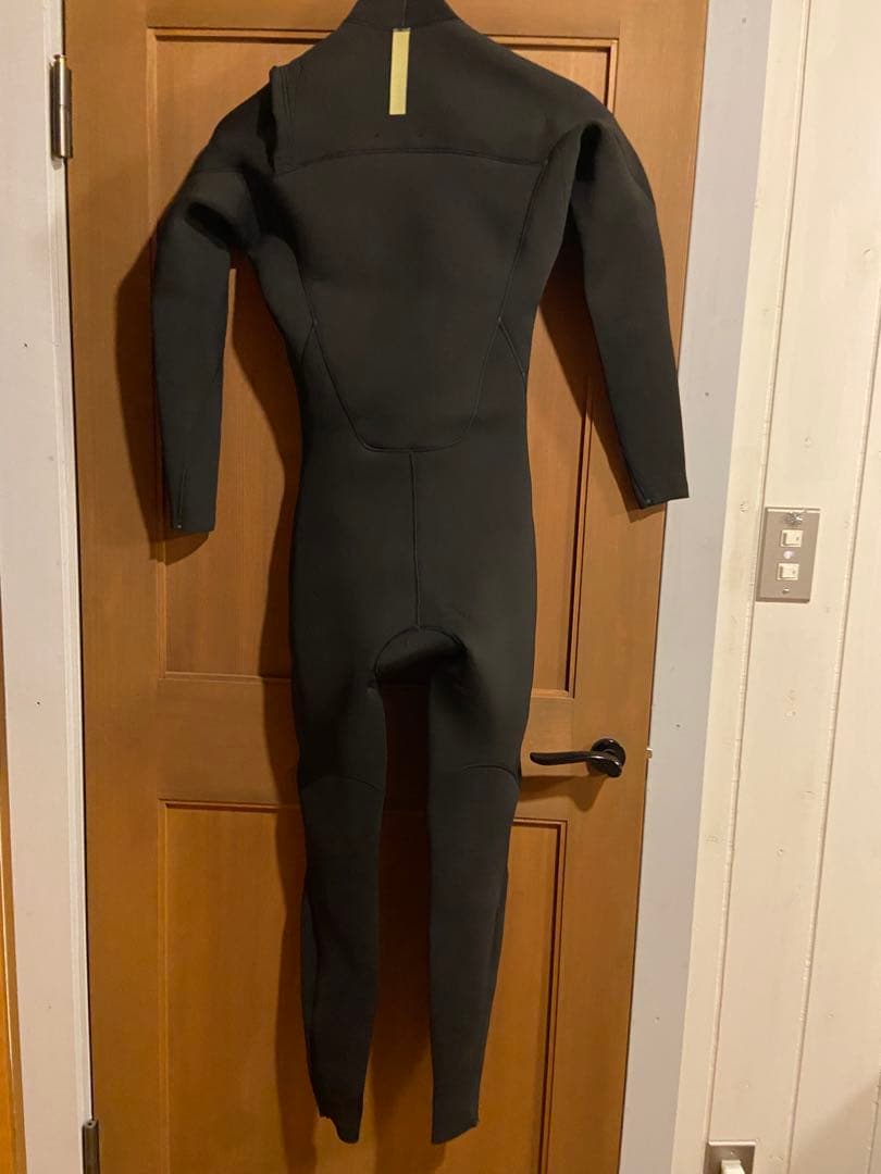 【VISSLA】 3mm 168-173cm / 61-68kg