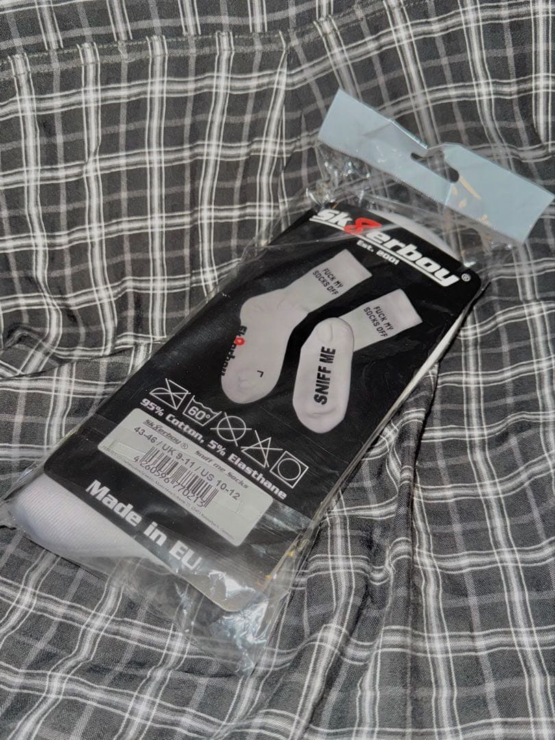 欧米限定　新品未使用Sk8terboy SNIFF ME ソックス ホワイト