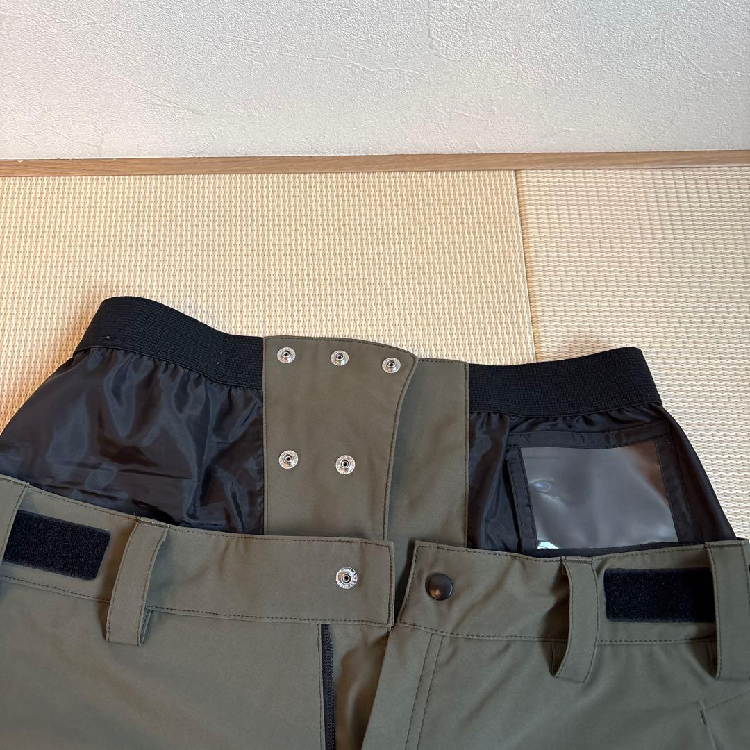 ヨネックス　A3 RIDIN' スノーボードウェア Lサイズ　　パンツM