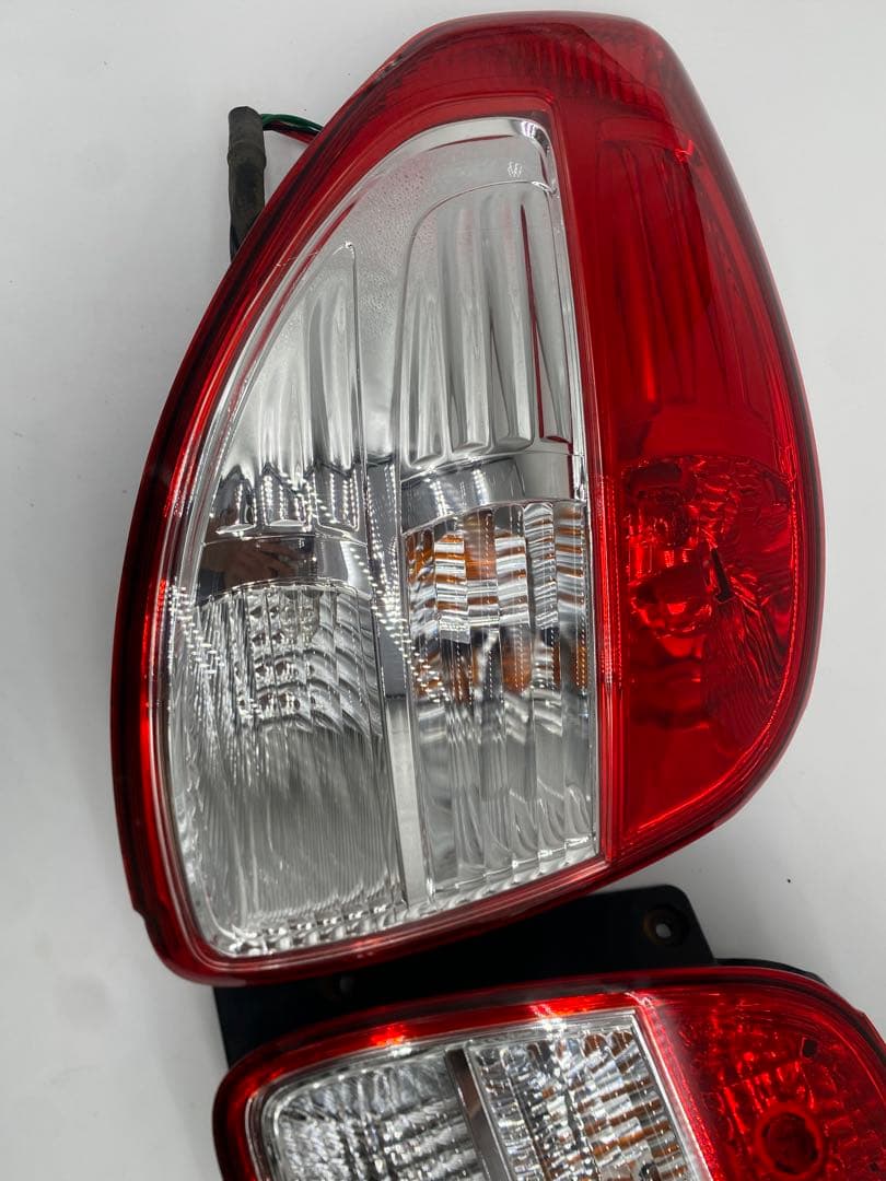 スズキ SX4 純正 テールランプ 左右セット 美品 割れなし