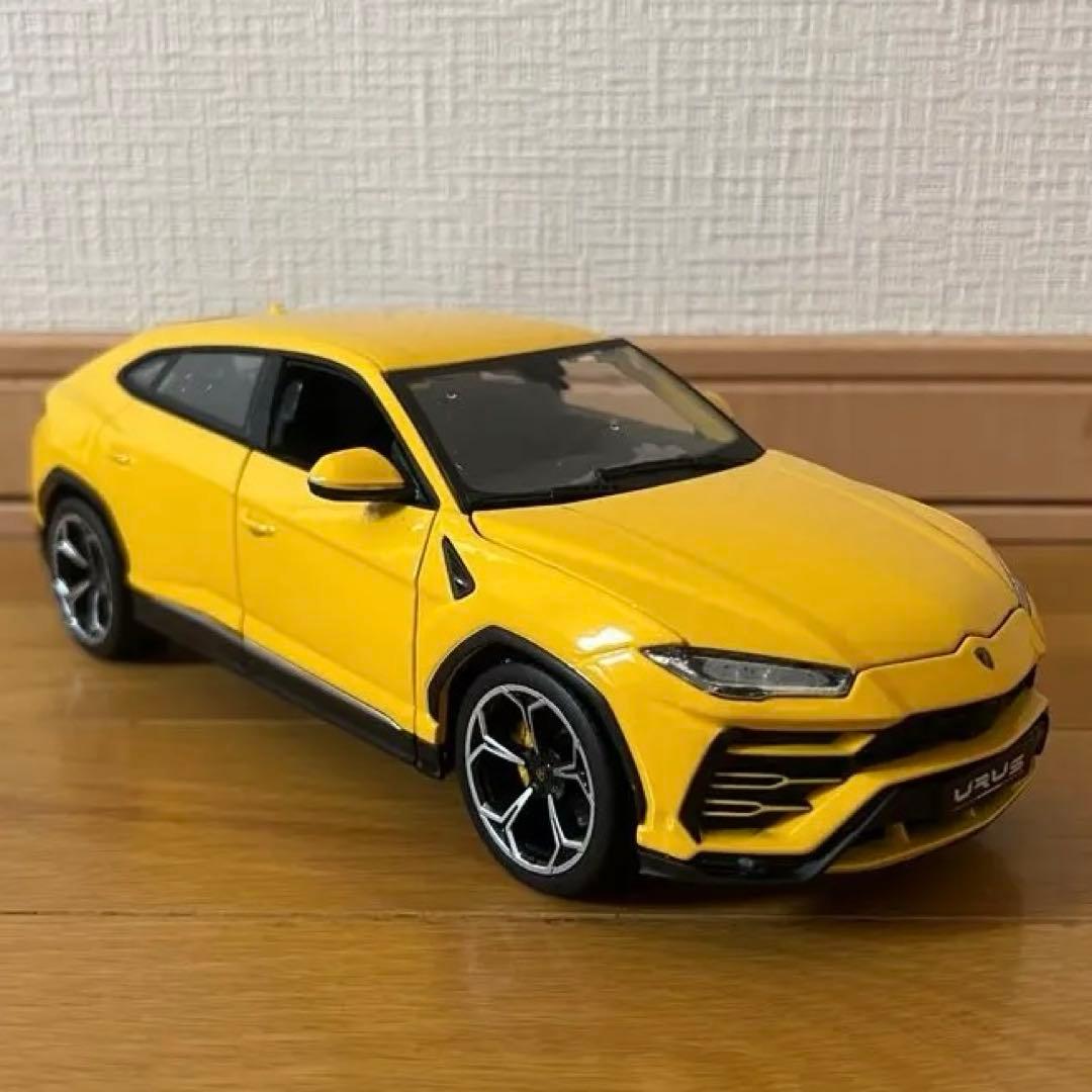 マイスト1/18 ランボルギーニ アヴェンタドール、ウルス