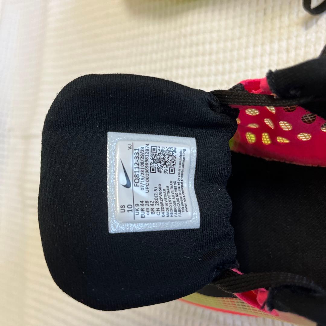 Nike ZoomX ランニングシューズ