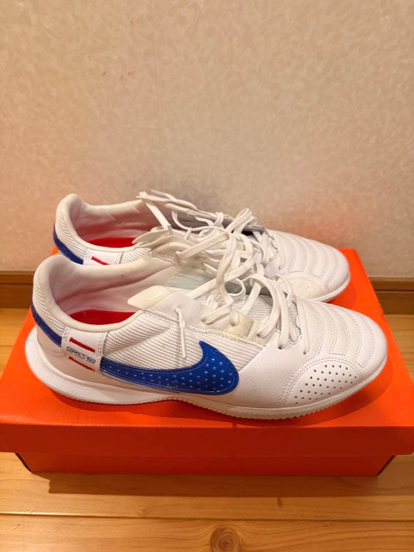 NIKEストリートガト ホワイト×ブルー フットサルシューズ 26.5cm