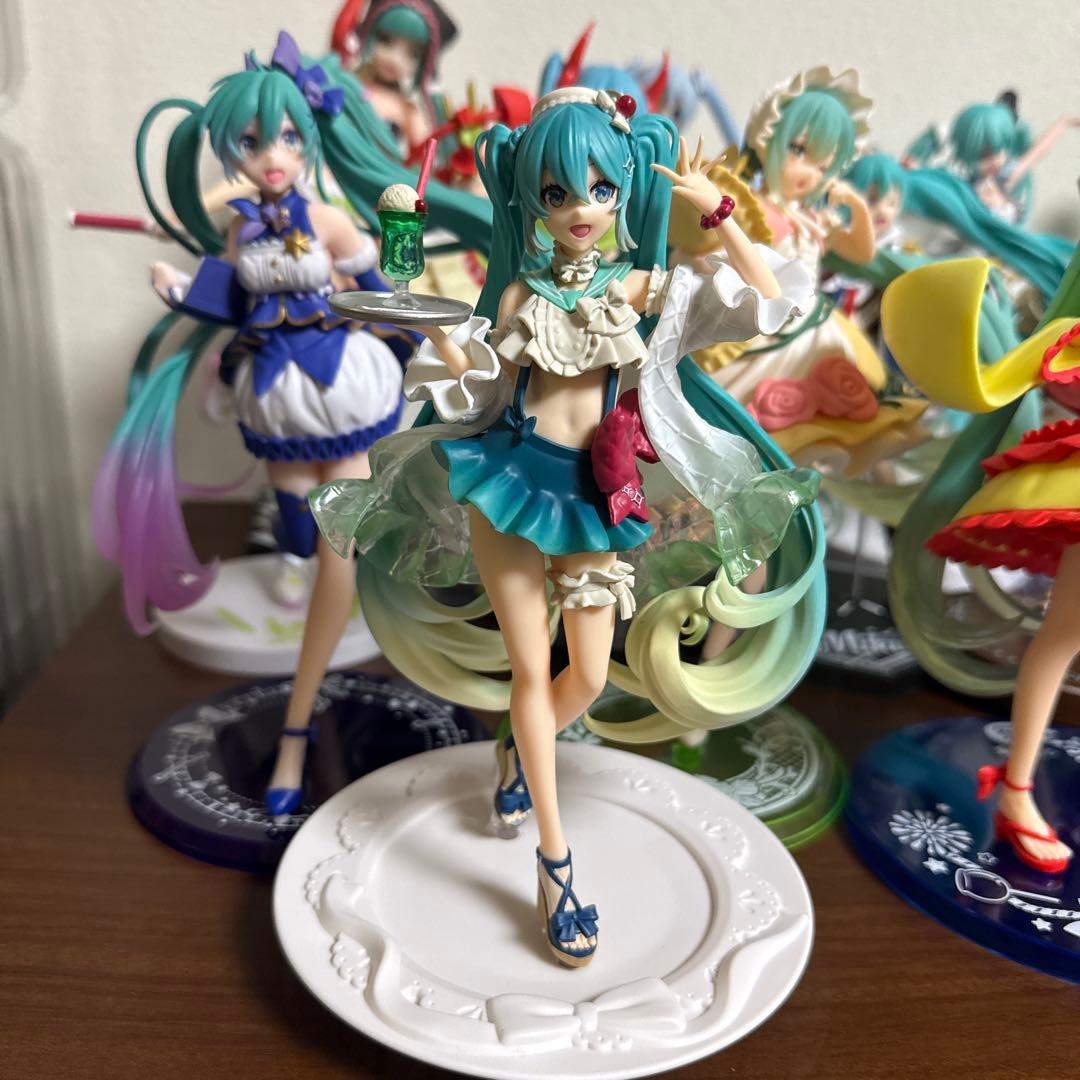 初音ミク　フィギュア　20体　まとめ売り