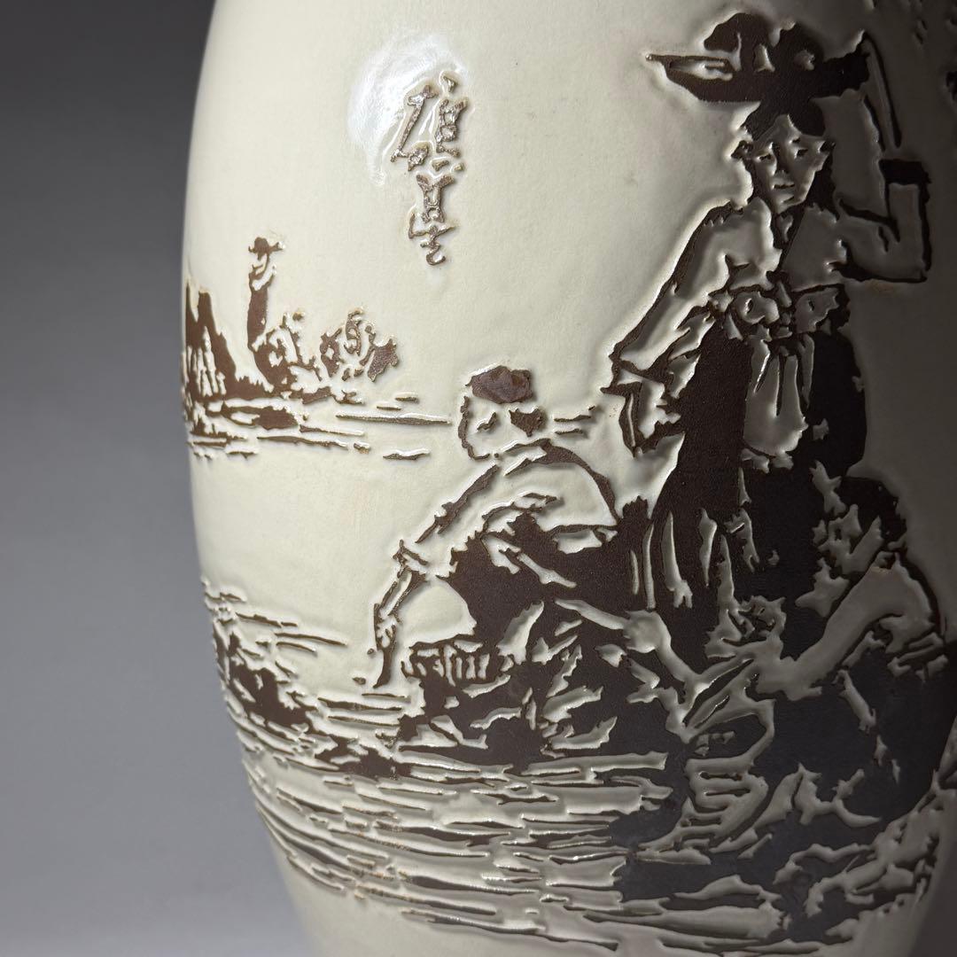 ◆韓国無形文化財【曹基正】作 白磁浮彫人物図大花瓶 45.3cm 無等窯 共箱◆