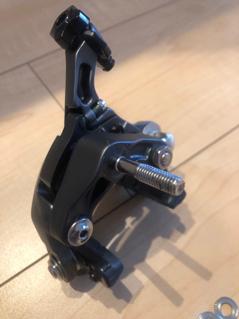 シマノULTEGRA BR-6800 アルミ・カーボンシュー付 美品かと。
