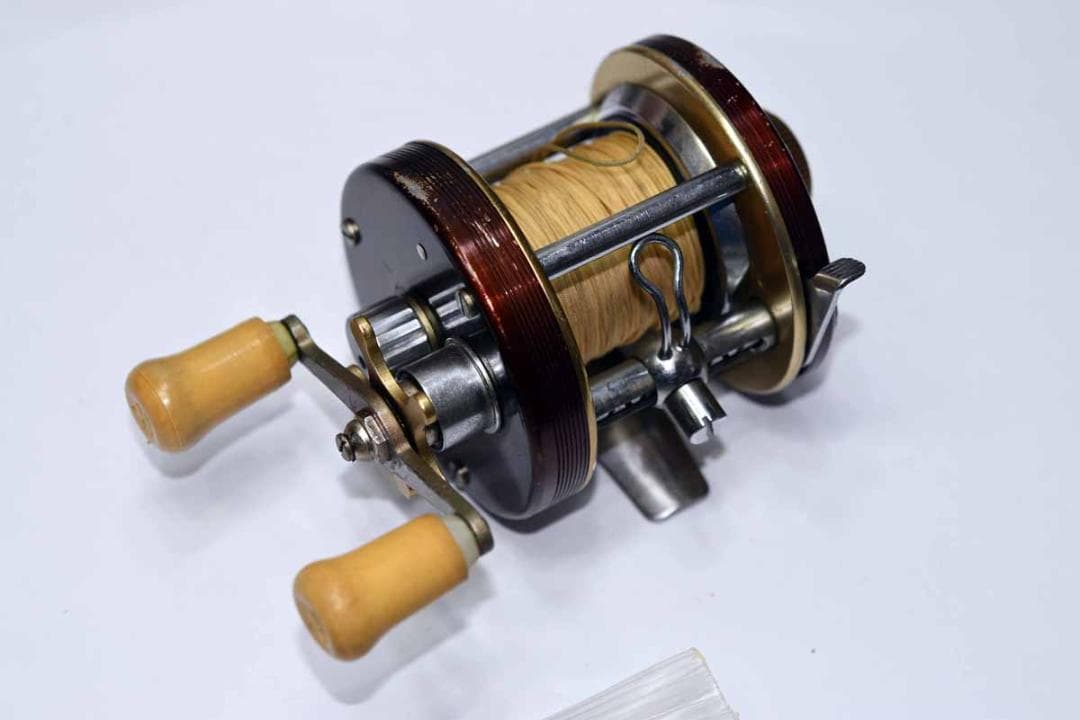 希少　 heddon reel HERITAGE(Y275-311)