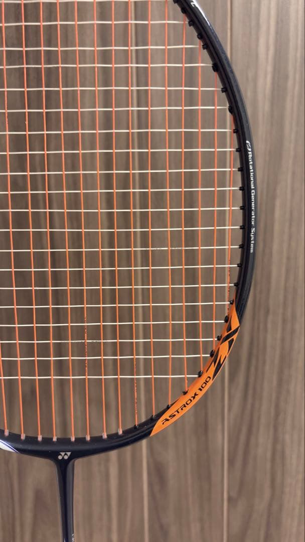 YONEX バドミントンラケット　アストロクス100zx