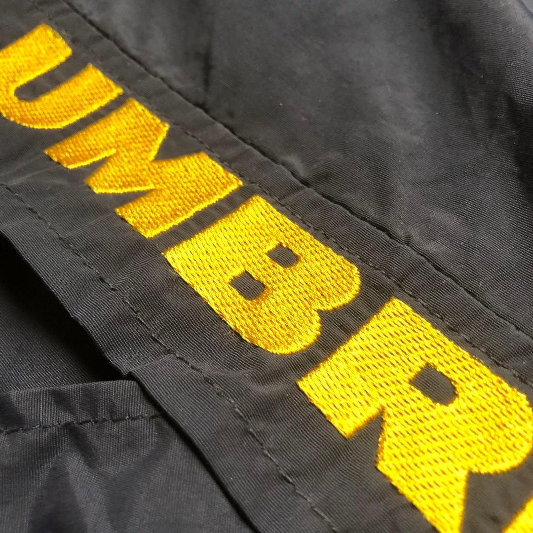 UMBRO アンブロ　Sサイズ ナイロンハーフジップパーカー　ミシガンカラー