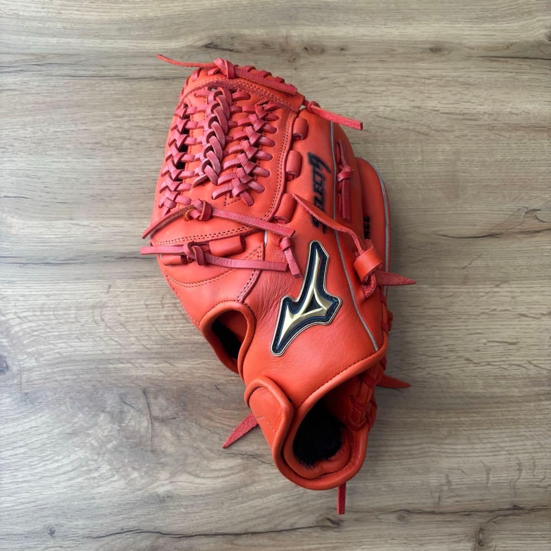 MIZUNO ミズノ　（SELECT9）　ソフトボール用　右投げ用　オレンジ