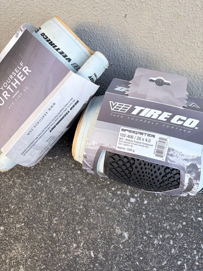 希少 VEE TIRE Speedster 20 x 4.0