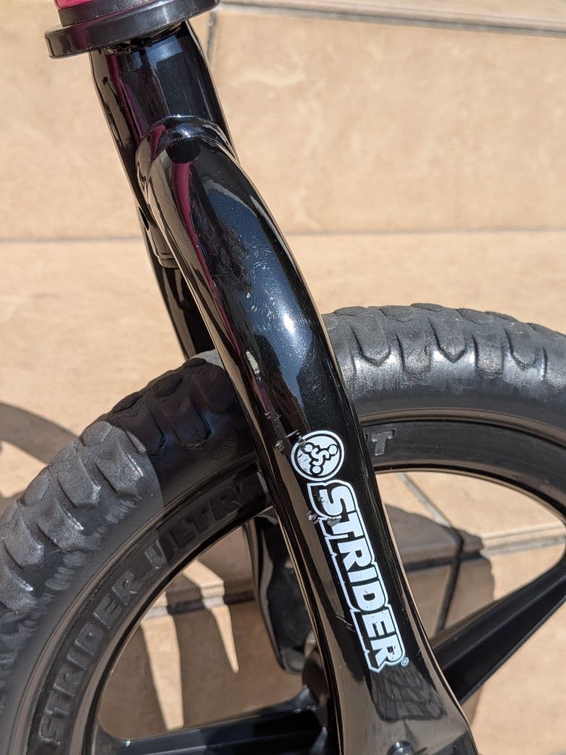 【美品・室内保管】ストライダー スポーツモデル 12インチ ピンク
