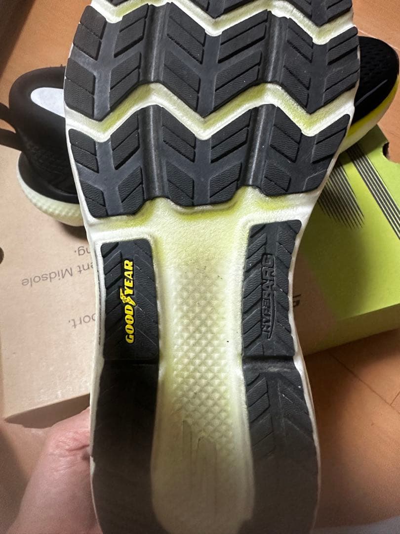 SKECHERS GO RUN RIDE 11 28cm ゴーランライド11