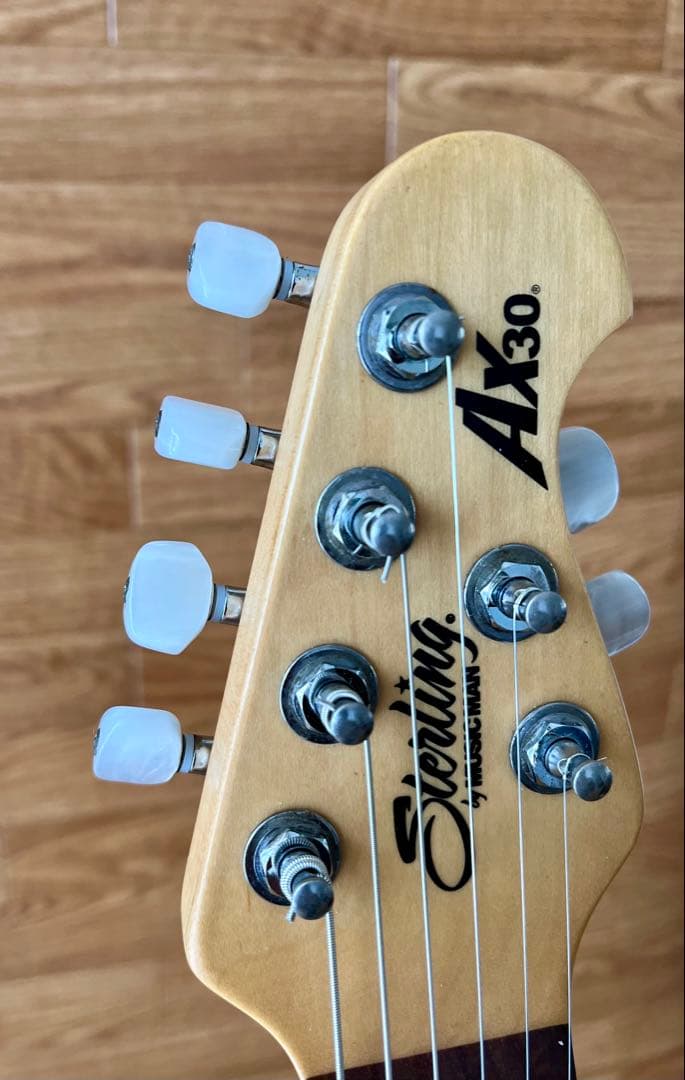 極美品 AX30 Sterling by Musicman（XS弦・メンテ済）