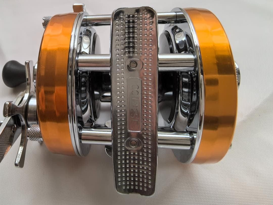 アブ アンバサダー 5501CS ROCKET ファクトリーチューン オレンジ