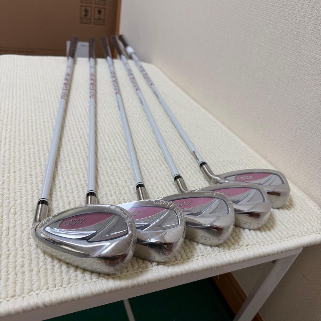 ✨新品✨ダンロップゼクシオ14 レディースアイアン5本セット7〜9、PW、SW