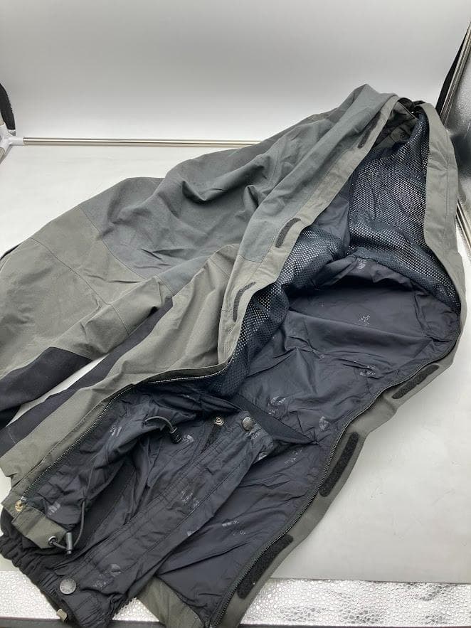 THE NORTH FACE メンズ　スキー、スノーボードウェア　メンズ