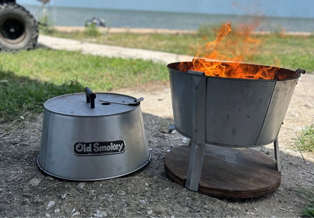 未使用⭐︎ Old Smokey チャコールBBQグリル TEXAS, USA製