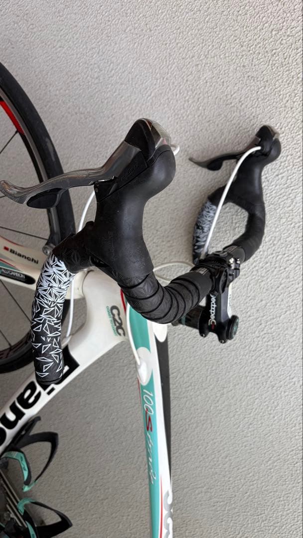 美品　ビアンキ Bianchi 100strade フルカーボン　カスタム