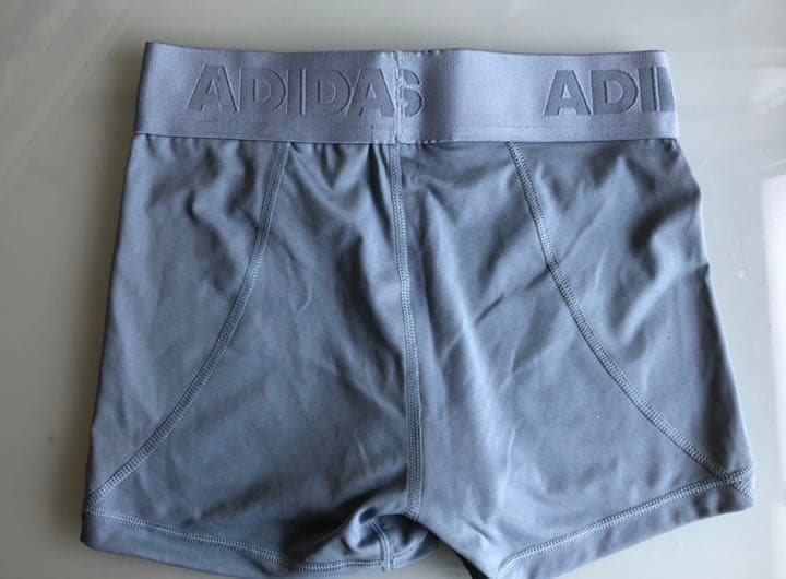 新品未使用adidas TECHFIT S XS トレーニング　ヨガ　上下セット