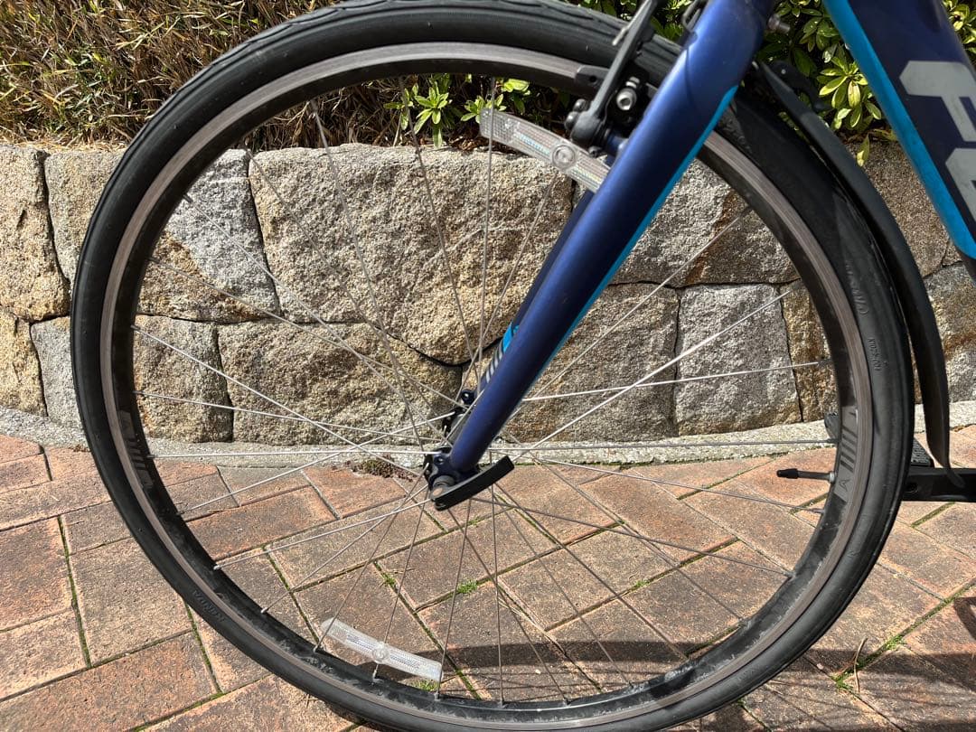 【超美品】FELTクロスバイクVerza Speed 50 マットネビー