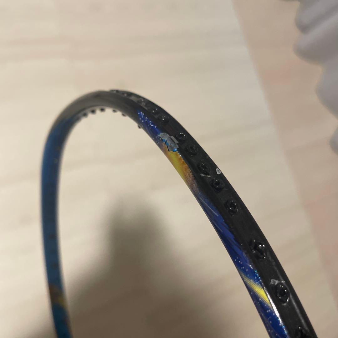 バドミントンラケット YONEX ASTROX 77 2本