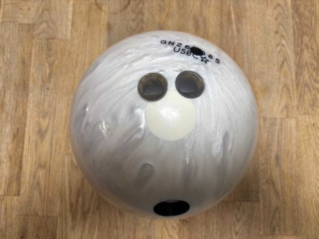 (中古)BLACK WIDOW SPARE ボウリングボール　約20球投　14p