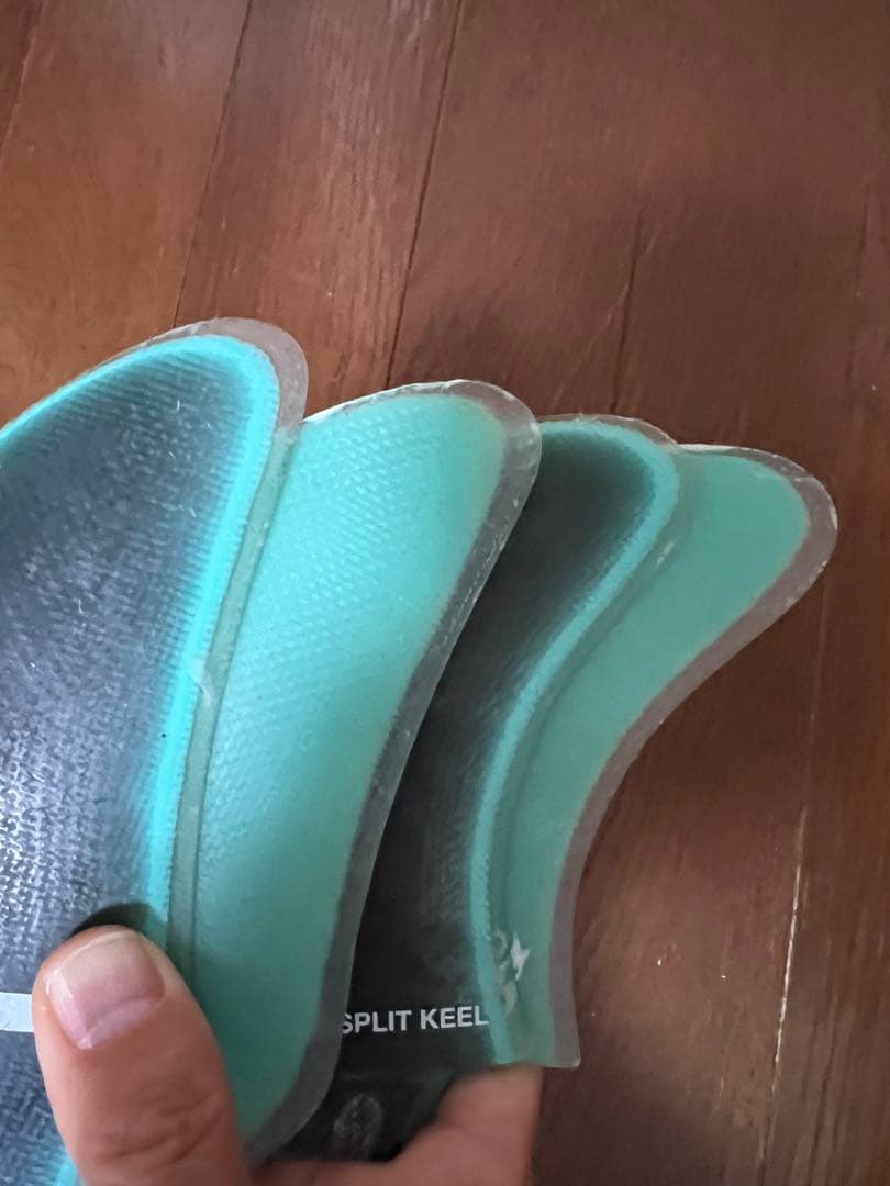 中古　FCS2 LOST SPLIT KEEL 4フィン　クワッドフィン