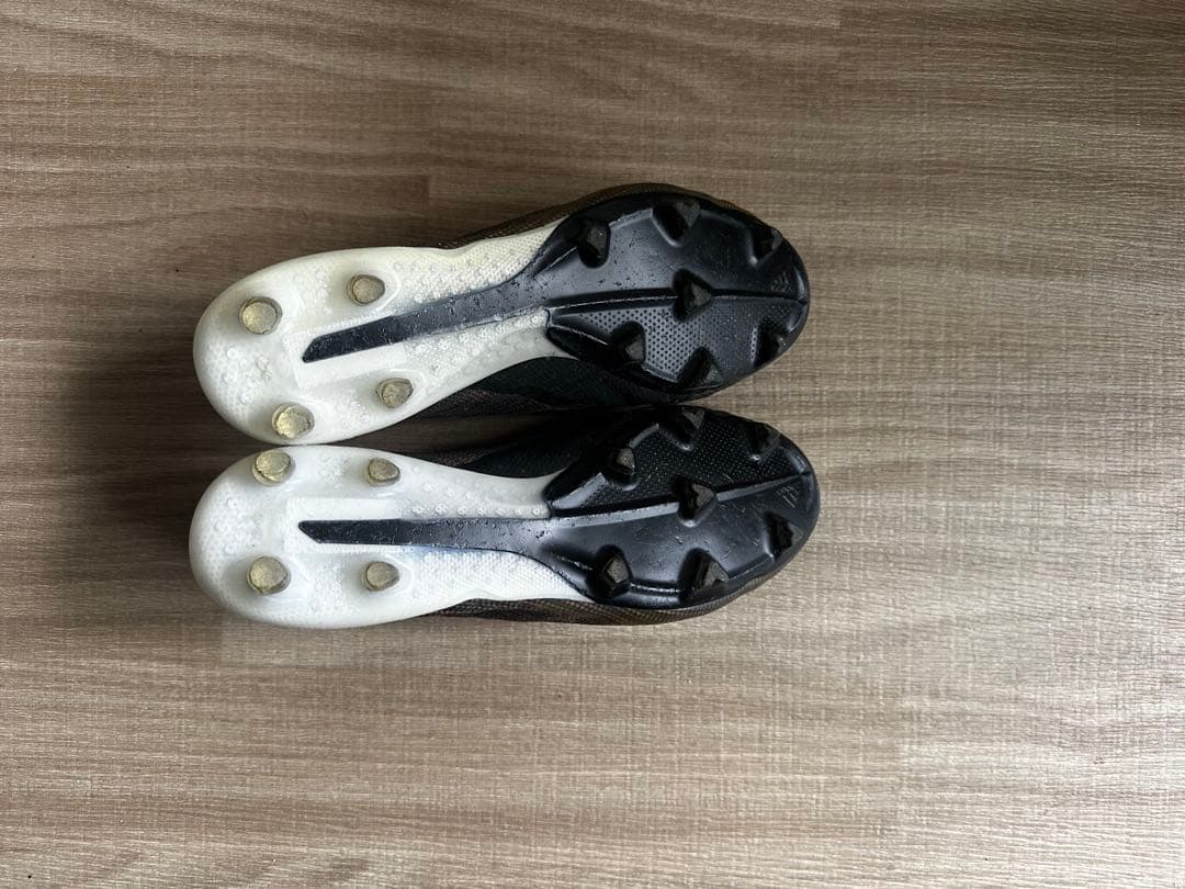 adidas X 紐なしFG