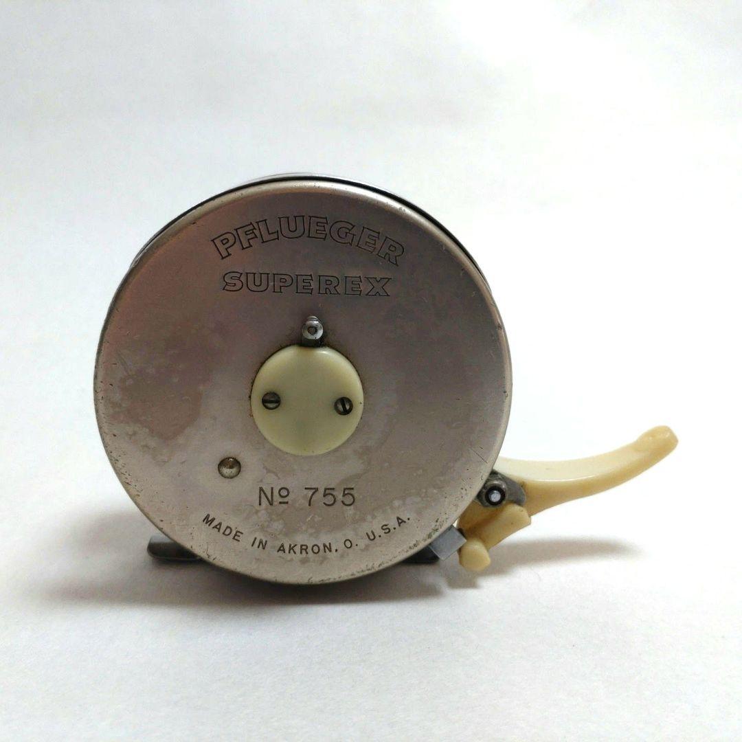 リール Vtg PFLUEGER SUPEREX no.755 Fly Reel