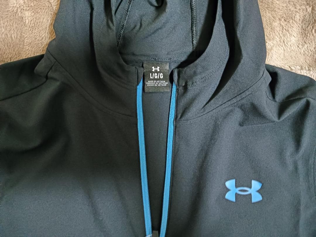 に*様 アンダーアーマーUNDERARMOUR上下セット/正規品/未使用//サイ