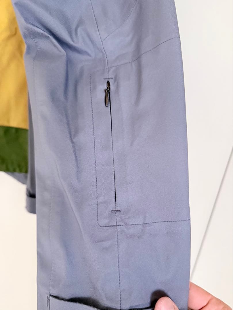 P.RHYTHM OUTERWARE プルオーバージャケット