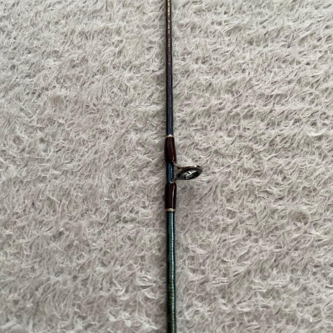 美品　シマノ 18 ワールドシャウラ 1652R-3