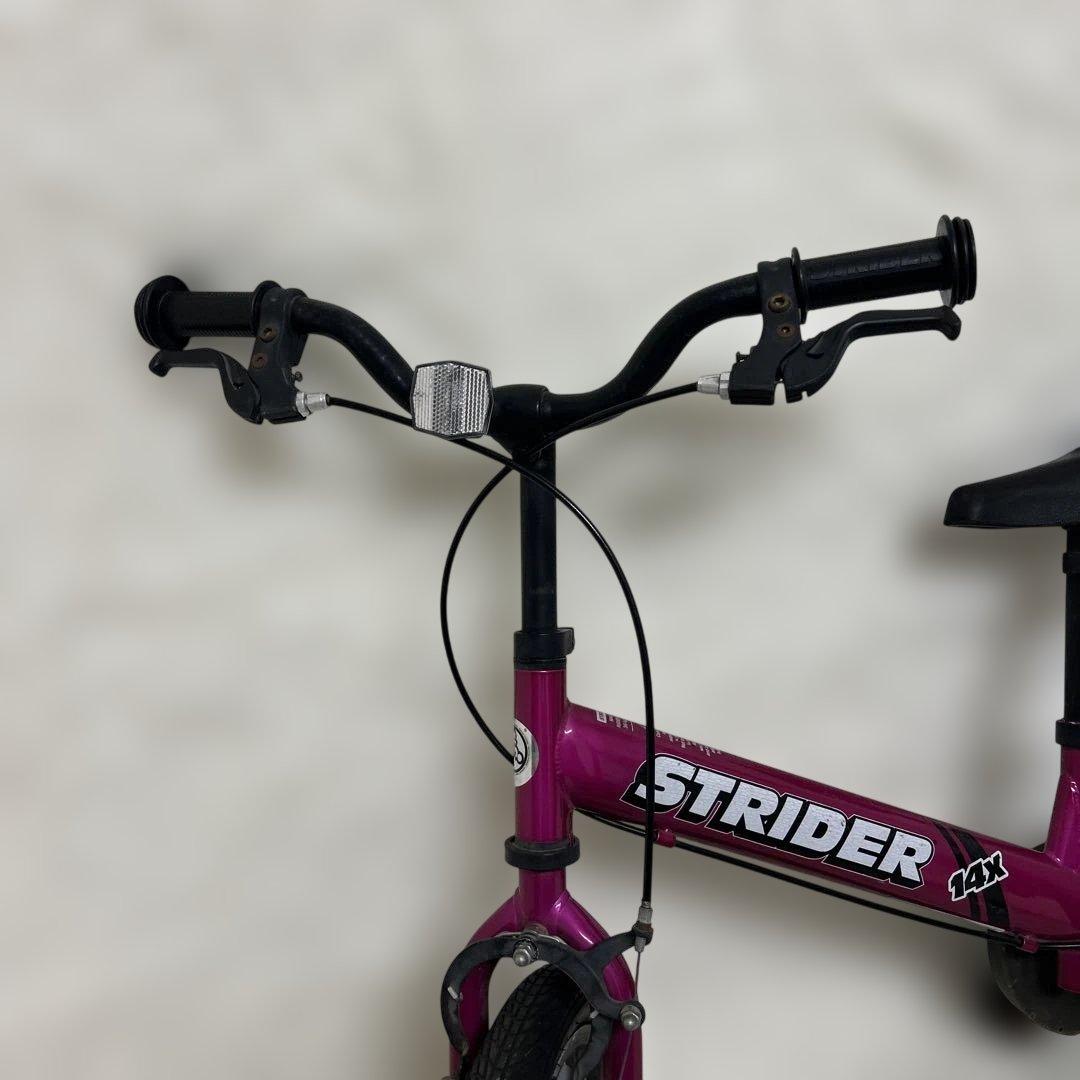 美品　ストライダー STRIDER 14x ペダルキット付属 ピンク　スタンド付