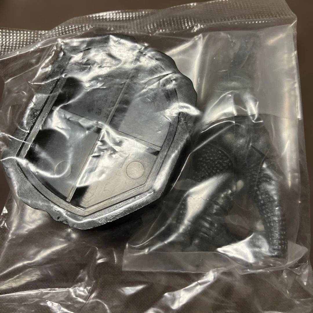 ウルトラ怪獣名鑑2 全10種中の内4種　未開封
