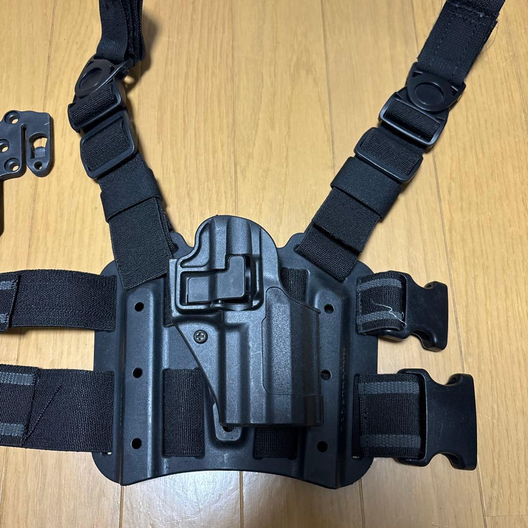 [実物]BLACKHAWK! CQCホルスター 右利き用 BK VP9 SFP9