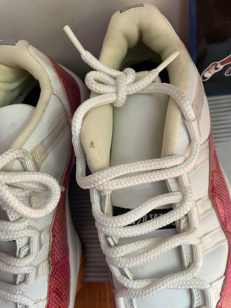 Air Jordan 11 Low ピンク/ホワイト