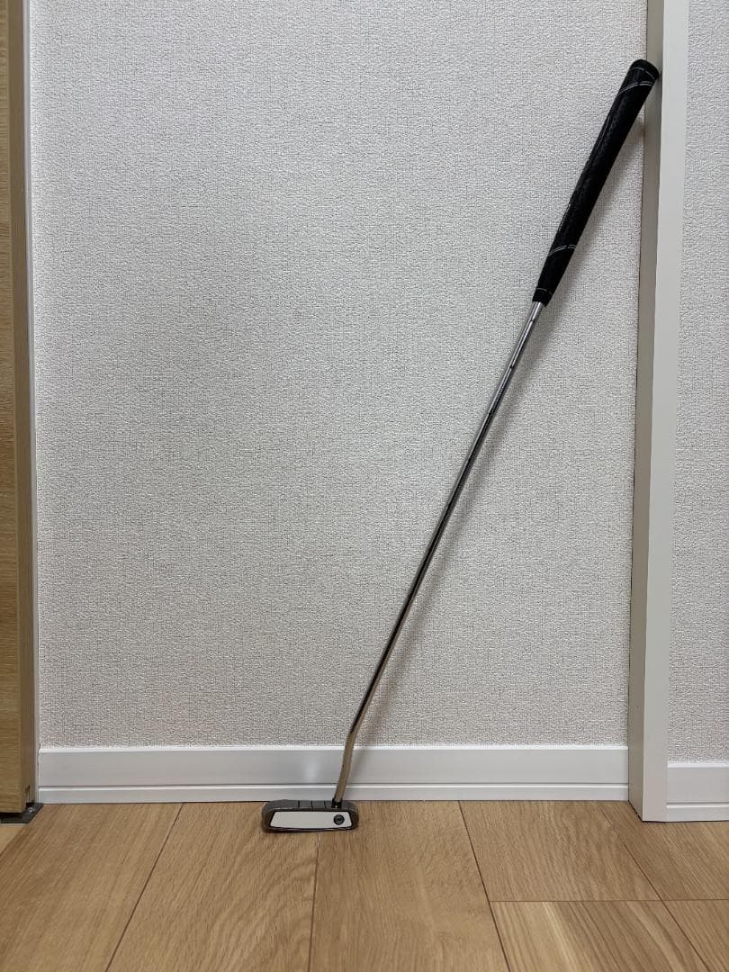 【グリップ新品】 オデッセイ ホワイトアイス ロッシー 33インチ パター
