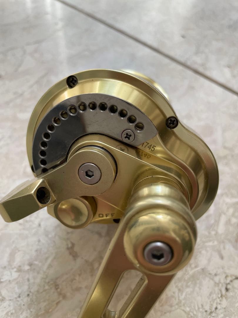 アルテクノス　ゴリラ　8V