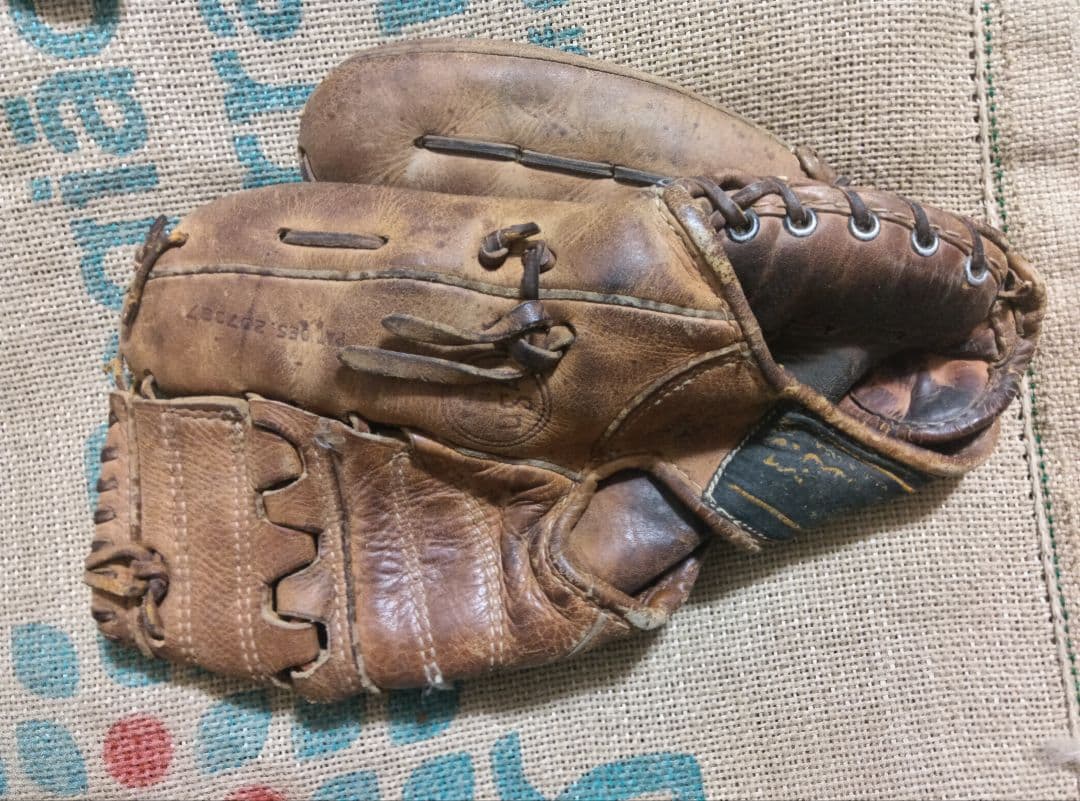 ビンテージ　WILSON　ウィルソン　野球　アメリカ　グローブ
