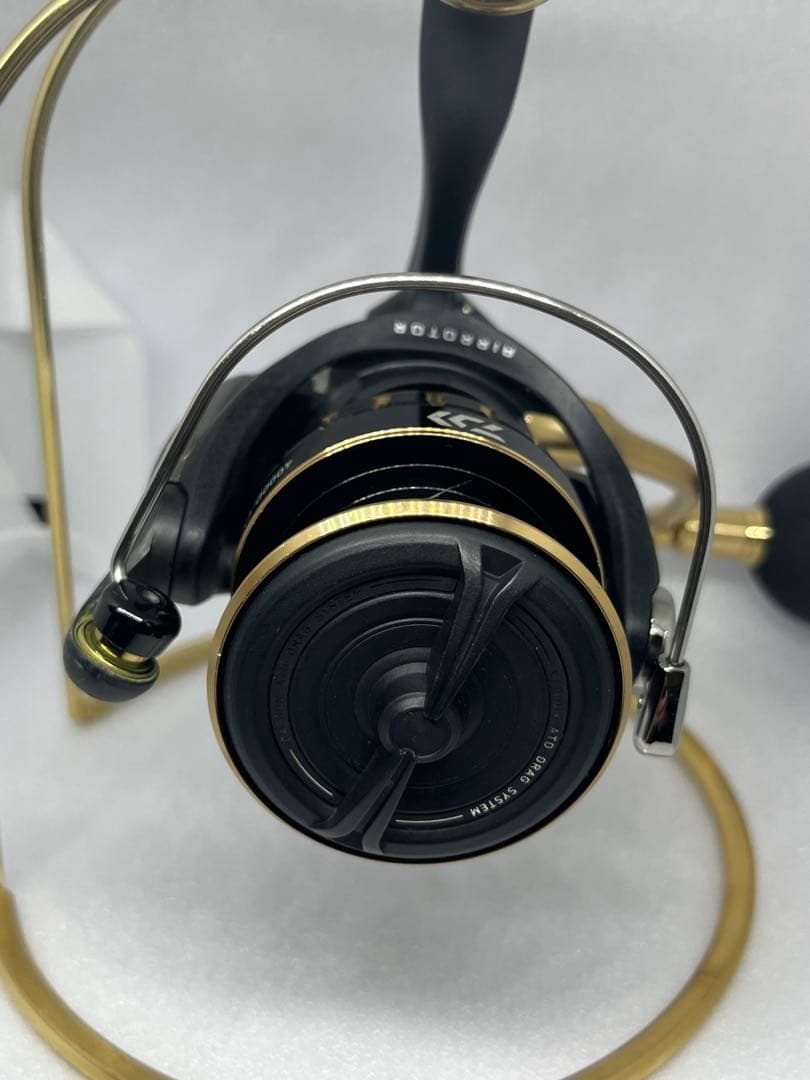 ダイワ DAIWAベイトリール 23 BG SW 4000D-CXH