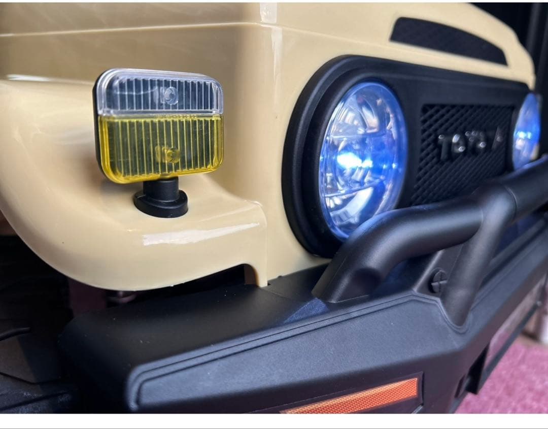 トヨタランドクルーザー FJ40 電動乗用ラジコン 2WDランクル