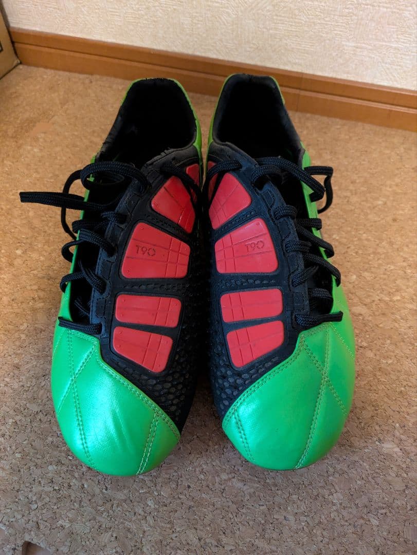 NIKE TOTAL 90 サッカーシューズ