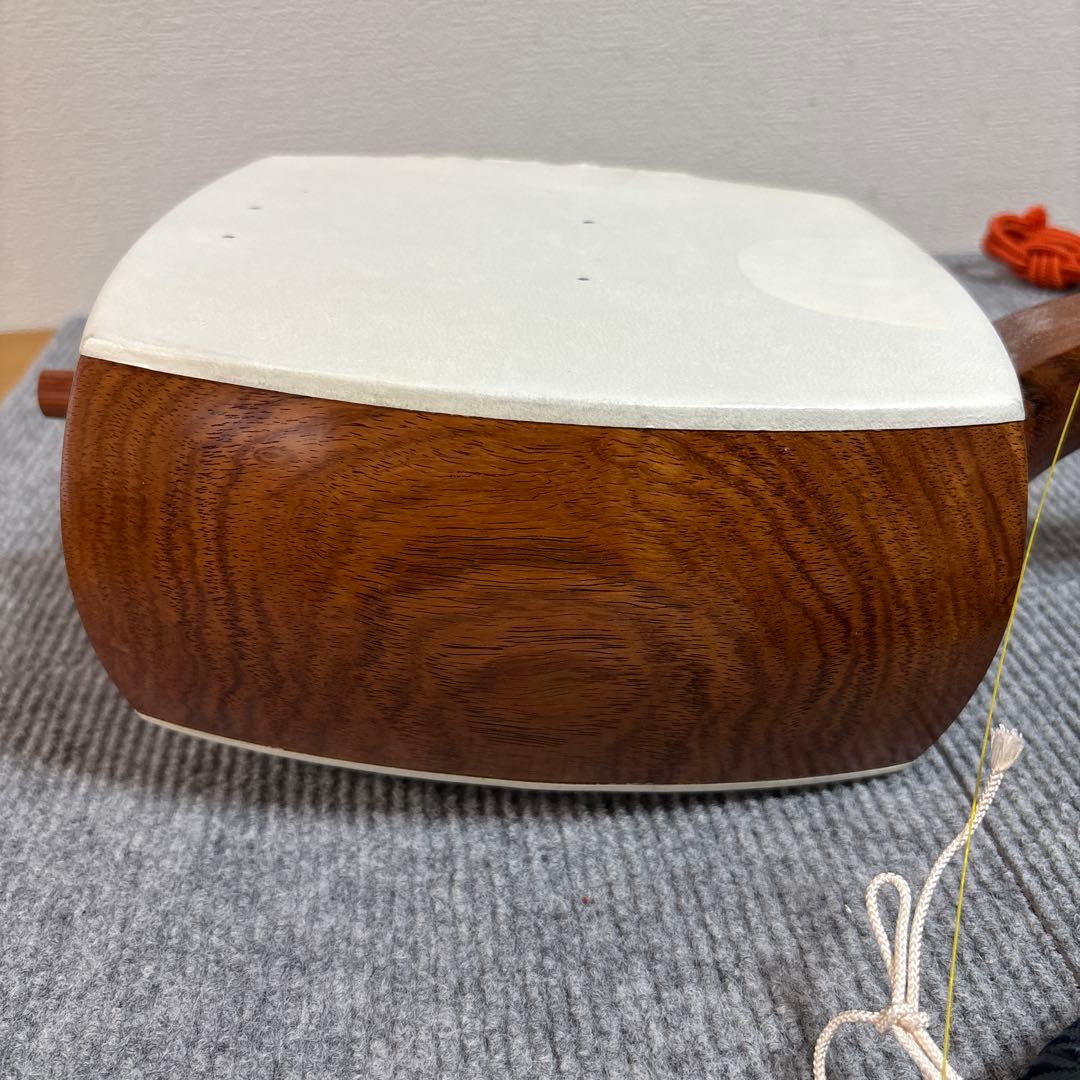 三味線 中棹 人工皮 丸打胴 破れ有 和楽器