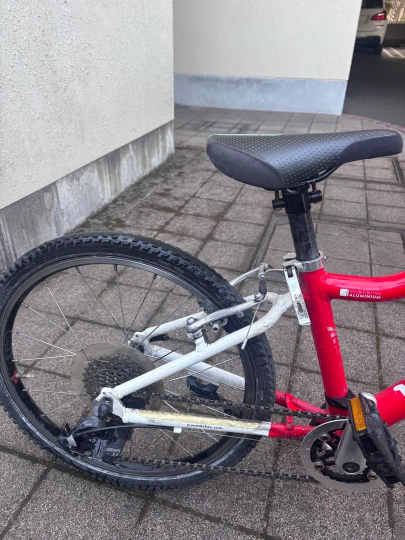 海外自転車　Woom bike 4 子供用自転車　20インチ　変速　難あり