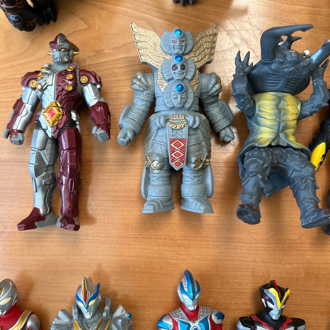 ウルトラマンフィギュアセット（怪獣有り）22体