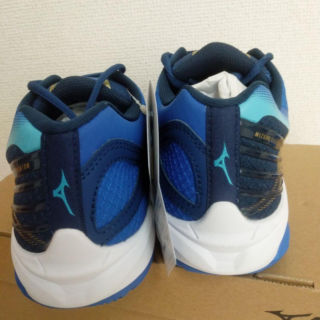 新品　MIZUNO　バドミントンウェーブクロー3フィット　シューズ　24.5