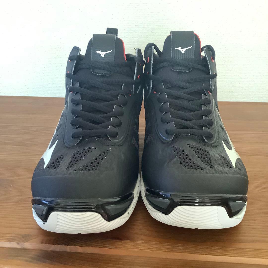 シューズ MIZUNO WAVE MOMENTUM MID