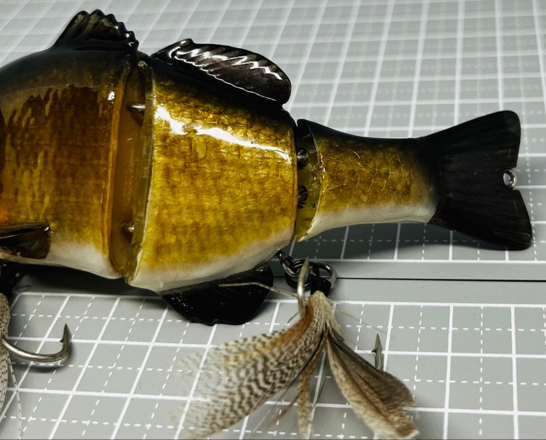 フレッシュベイトルアーズ　チビタレル　ブルーギル　魚皮