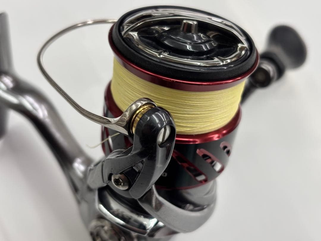 シマノ　16ストラディックCI4＋2500S スピニングリール